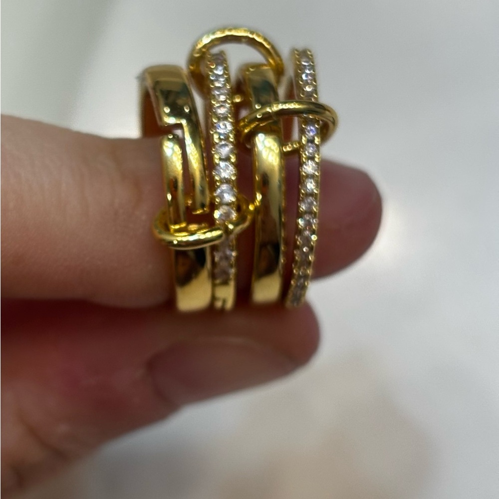 4 Ring Interlocking Ring Gold And Cz - image 2